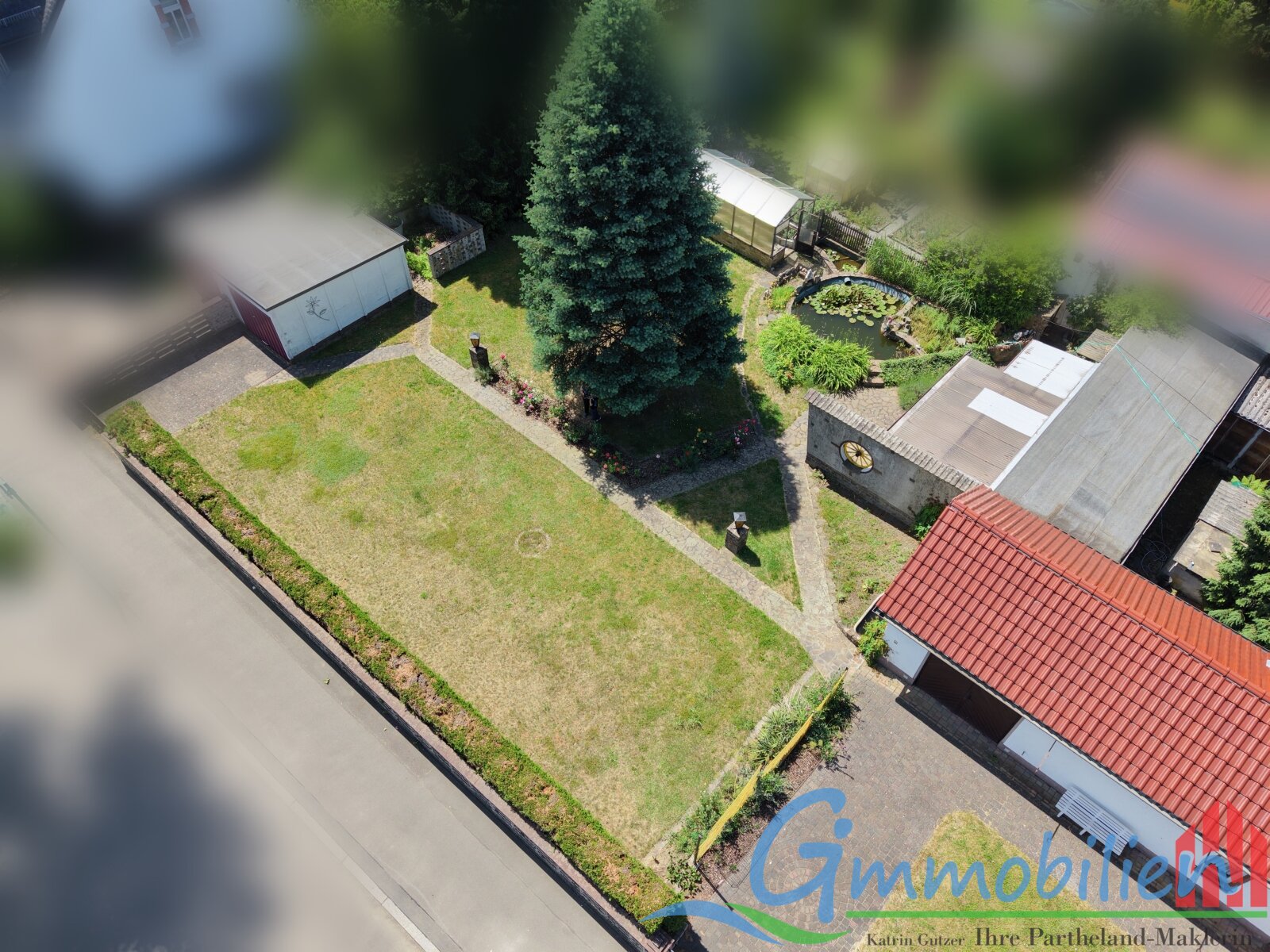 Wohnen im Herzen Naunhofs – Großzügiges Baugrundstück mit Erweiterungsmöglichkeit für Freunde/Familie Wohnen im Herzen Naunhofs – Großzügiges Baugrundstück mit Erweiterungsmöglichkeit für Freunde/Familie
