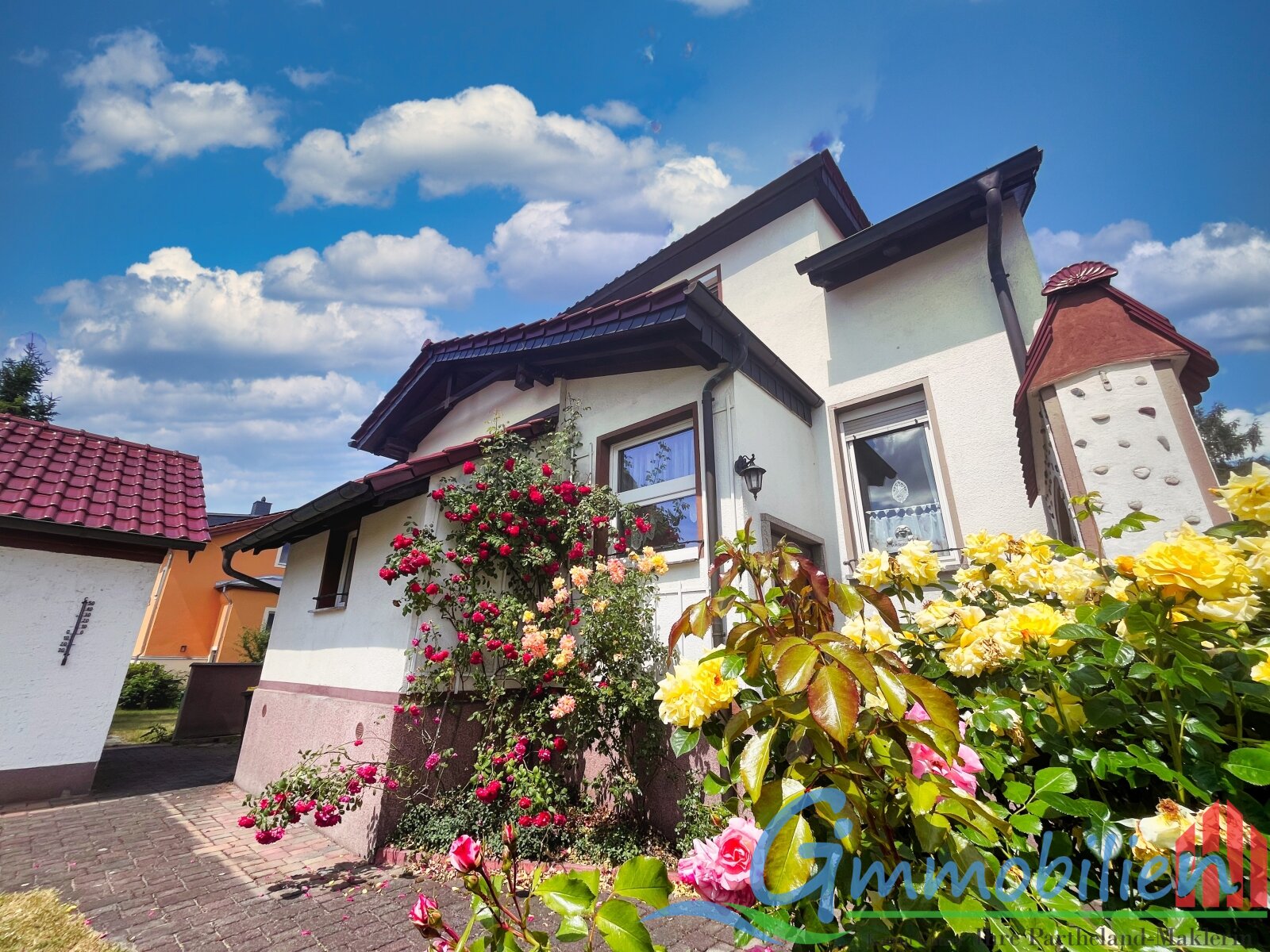 Charmantes Wohnhaus im Herzen von Naunhof – mit Option auf 1210 qm Grundstück Charmantes Wohnhaus im Herzen von Naunhof – mit Option auf 1210 qm Grundstück