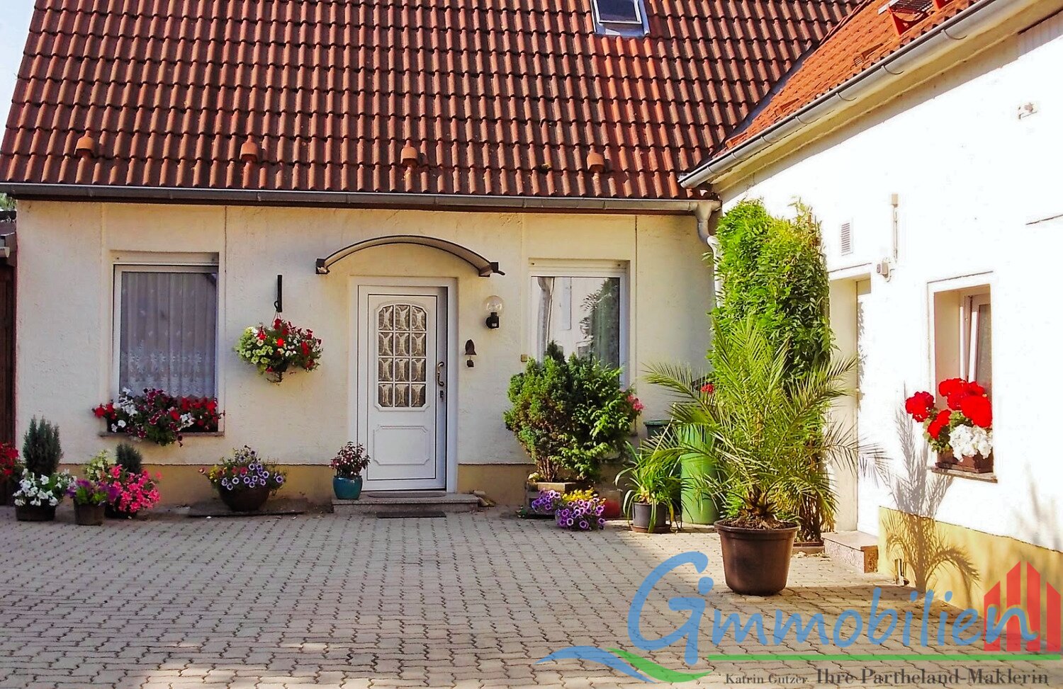 120 m² Wohnfläche auf einer Ebene – Einfamilienhaus mit Ausbaupotenzial in Zwenkau 120 m² Wohnfläche auf einer Ebene – Einfamilienhaus mit Ausbaupotenzial in Zwenkau